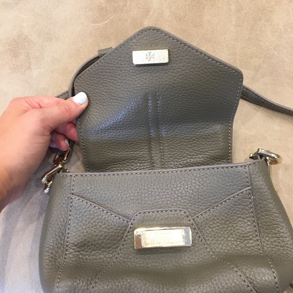 Tory Burch cross body - Picture 2 of 5
